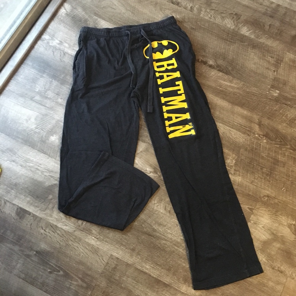 Men’s medium Batman pajama pants with pockets charcoal gray and gold lounge pant